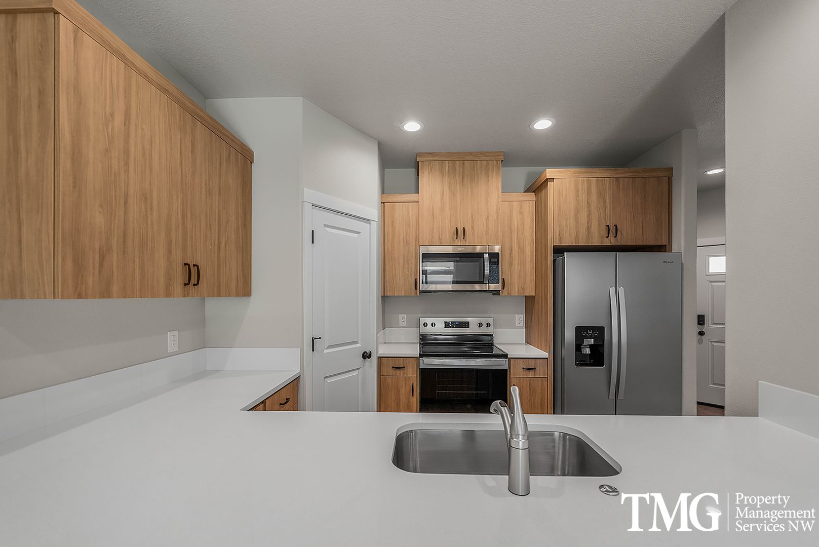Vancouver Apartment: 11332 NE 131st Ct