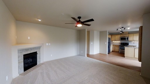 2nd Level Two Bedroom-Two Bath! Renovated! Beautiful Views! Free Garage! – photo 1