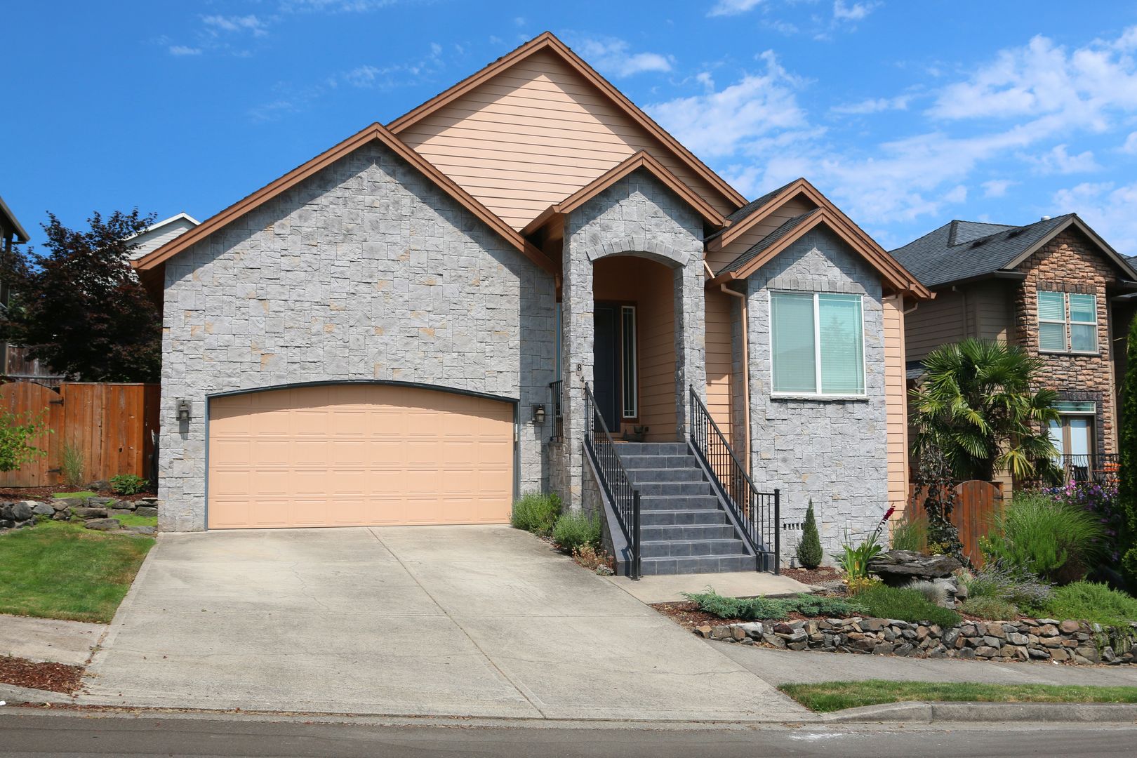 Washougal House: 847 W. S Street