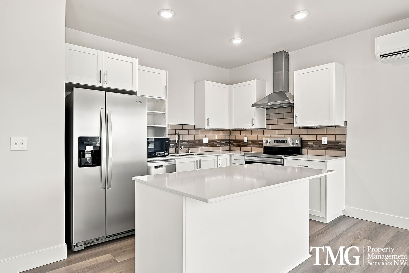 Kennewick Apartment: 7918 W 10th Ave