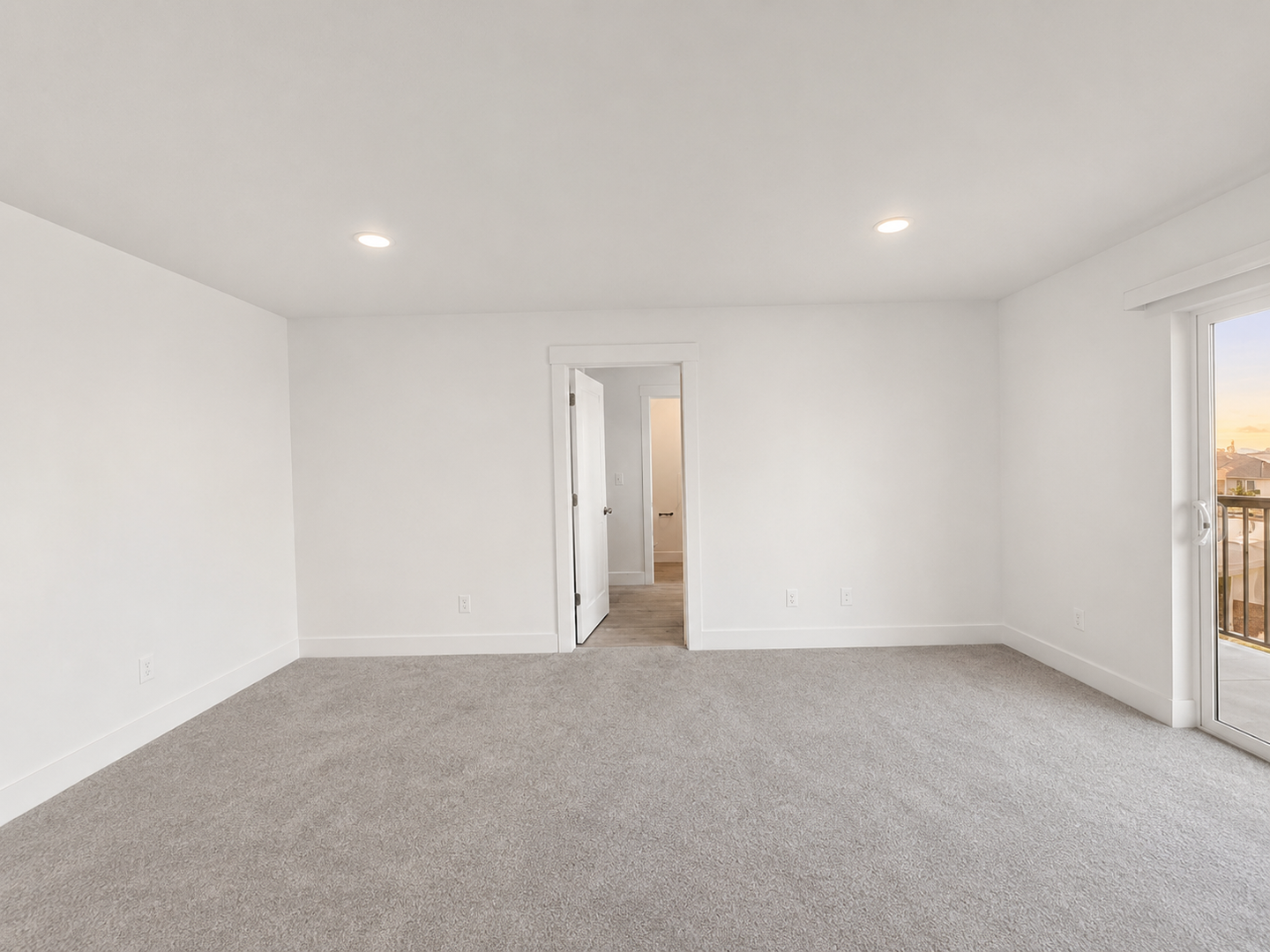 Brand-New Luxury |Townhomes Desirable Southridge Area! 17 of 23
