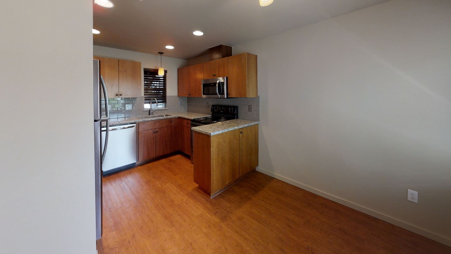 One Lake Place (OLP) 3 of 22