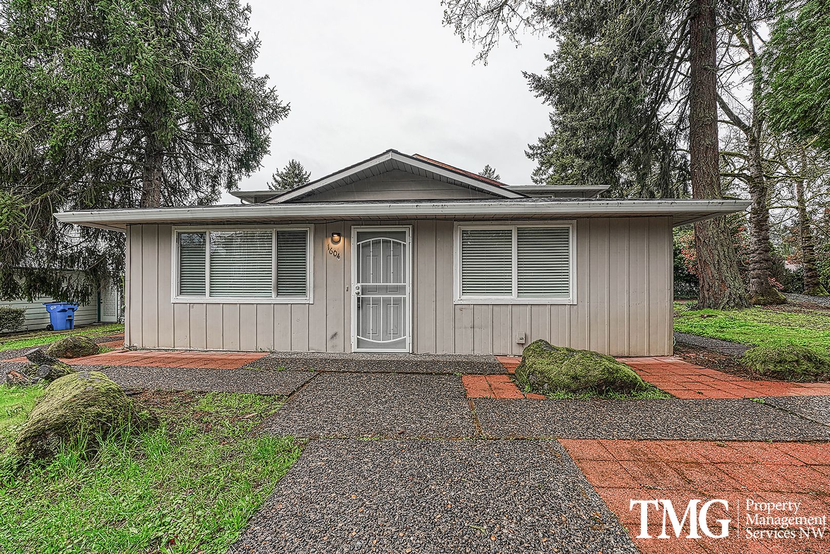 Vancouver Apartment: 1604-1610 SE Talton Avenue
