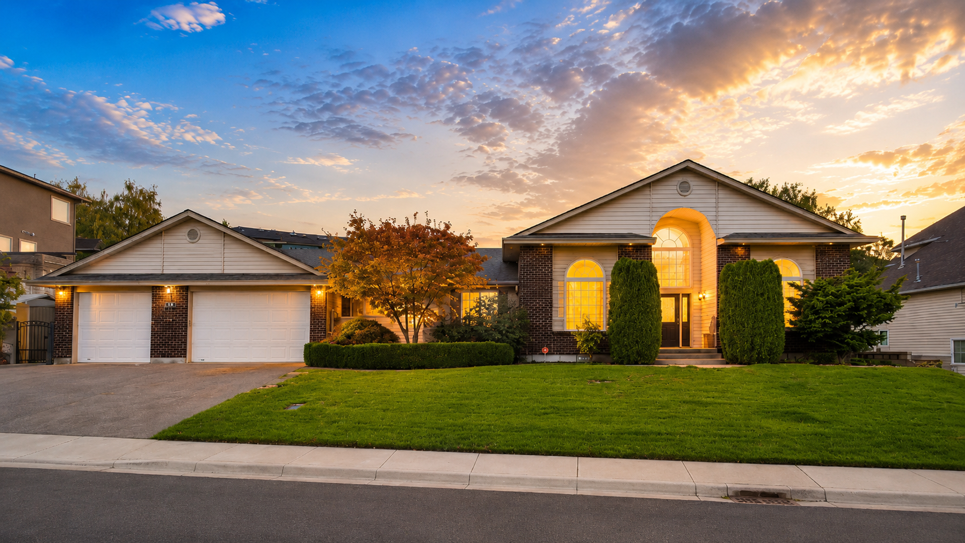 Richland House: 1259 Llandwood Avenue