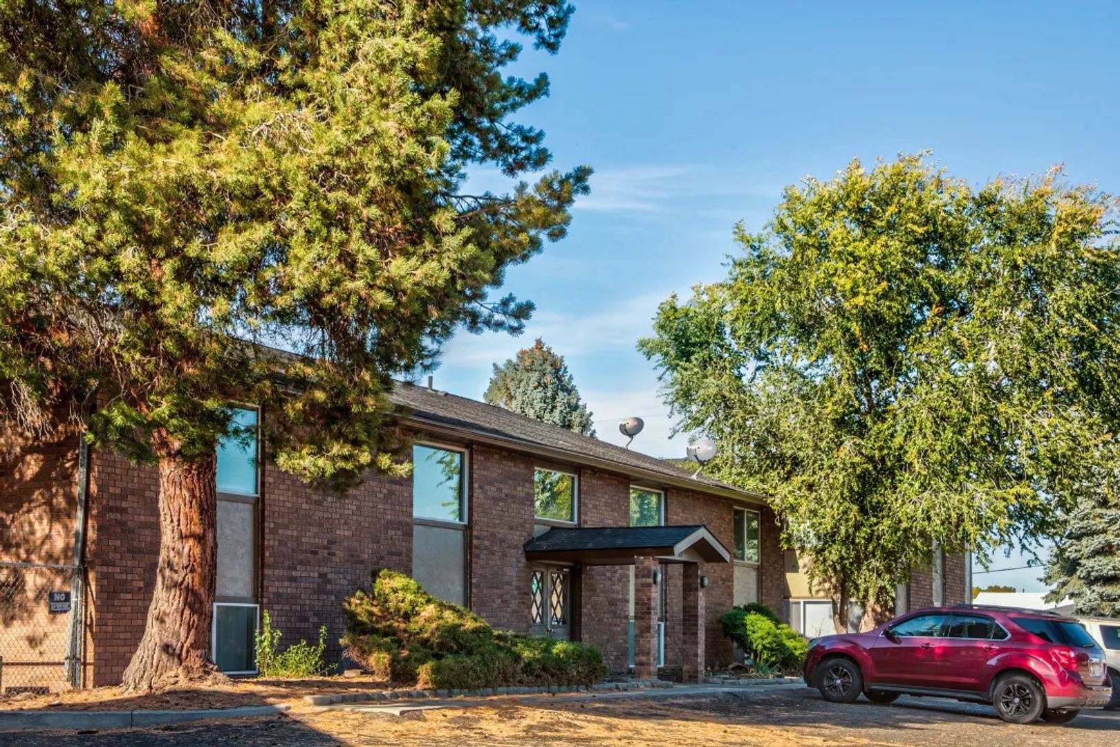 Morain Estates 2 of 26