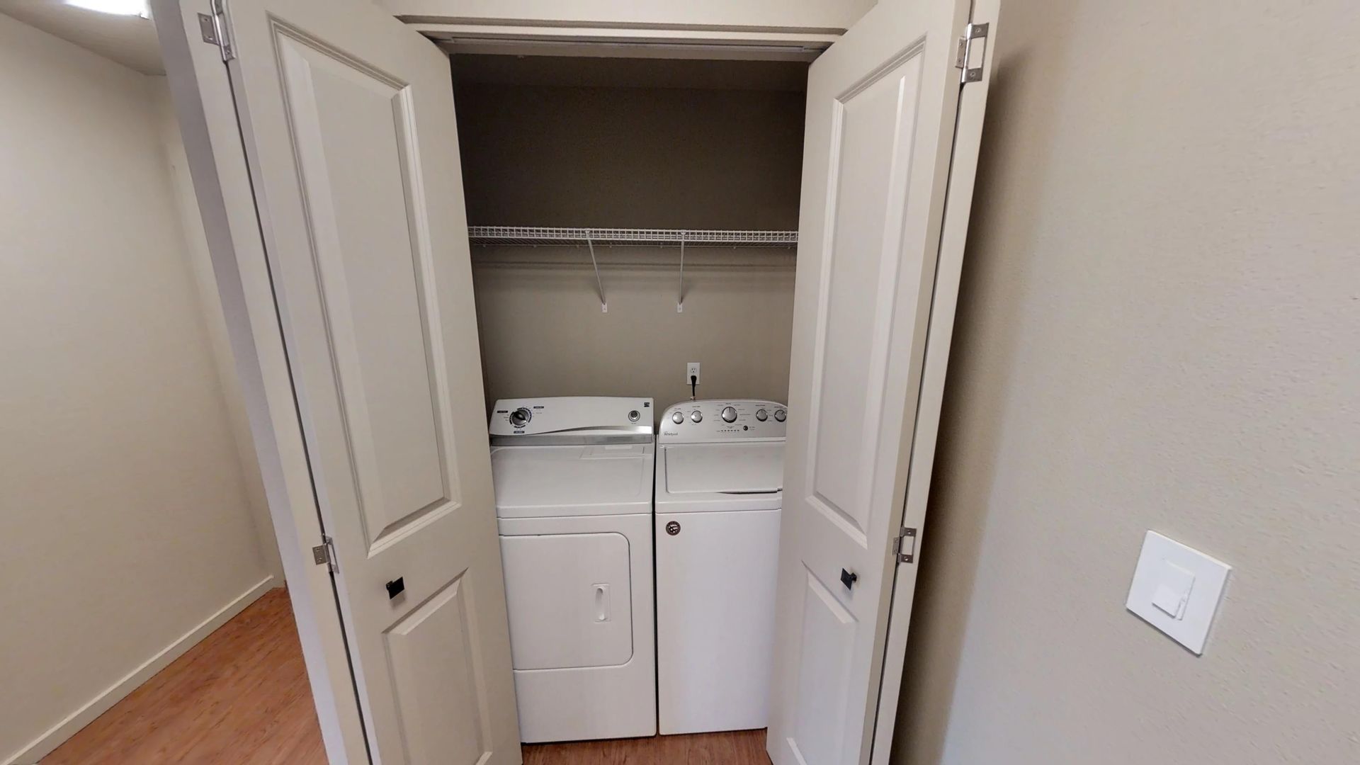 Laundry room at One Lake Place (OLP) (2 of 7)