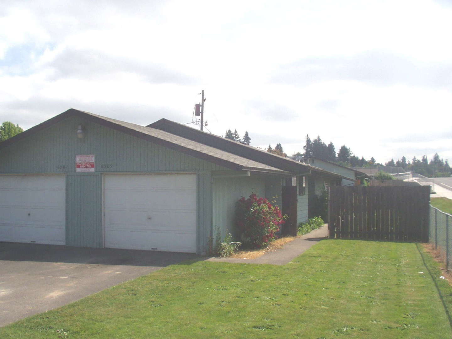 Vancouver Apartment: 6304 - 6320 NE 4th Ave