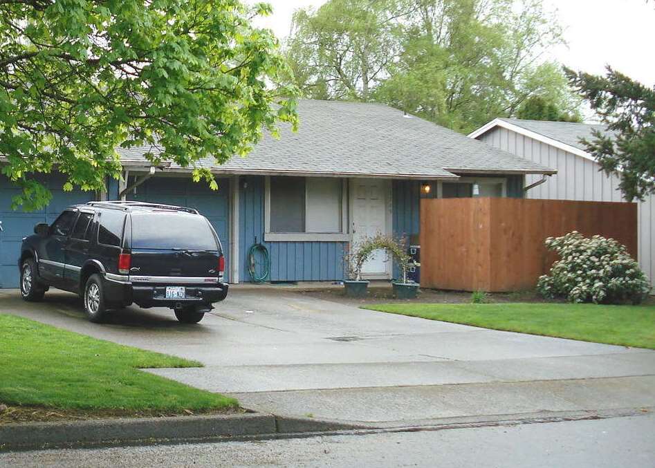 Vancouver Apartment: 13709-13711 SE 20th Circle