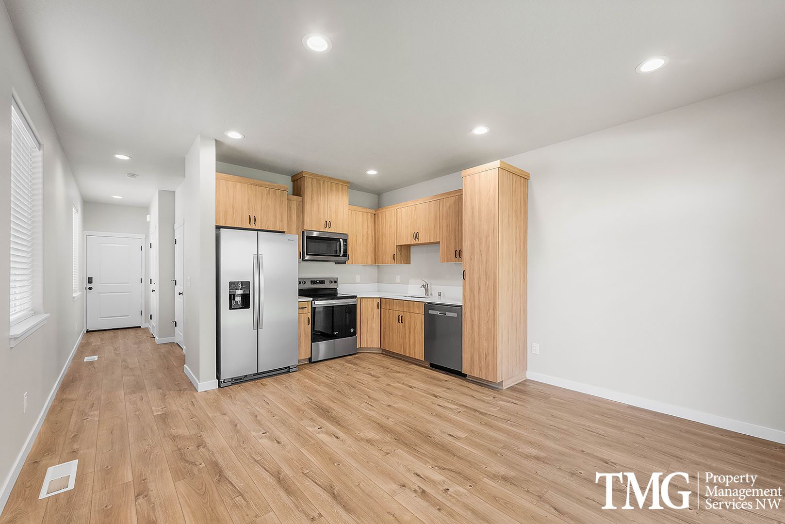 Vancouver Apartment: 11332 NE 131st Ct