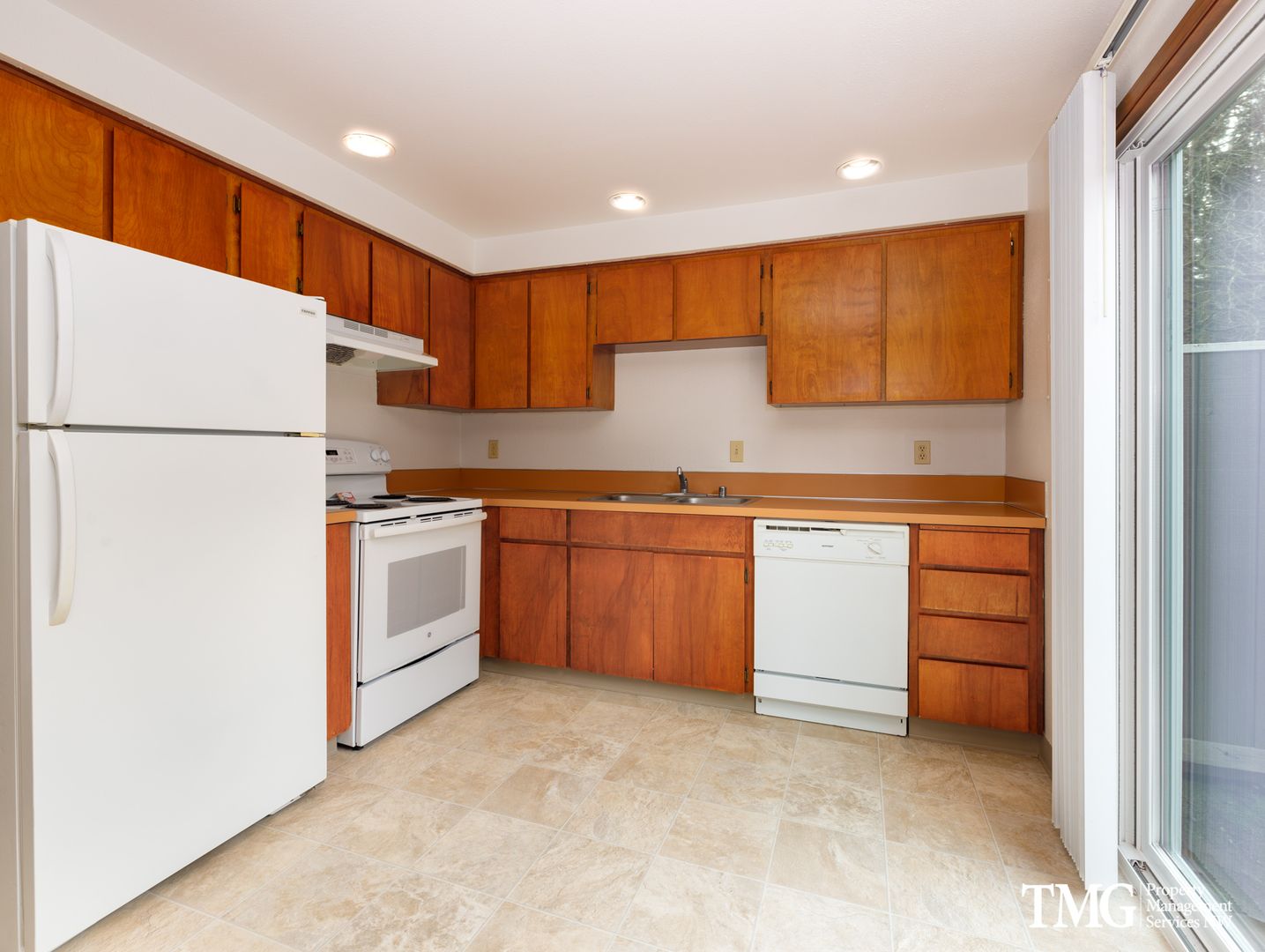 Vancouver Apartment: 1801 NE 99th St