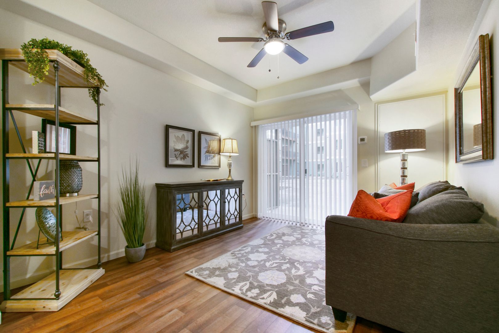 Vancouver Apartment: 13816 NE Salmon Creek Ave