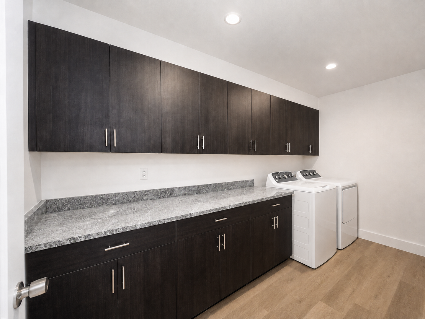 1 month FREE! BRAND NEW Townhome in the Desirable Southridge Area! 10 of 12