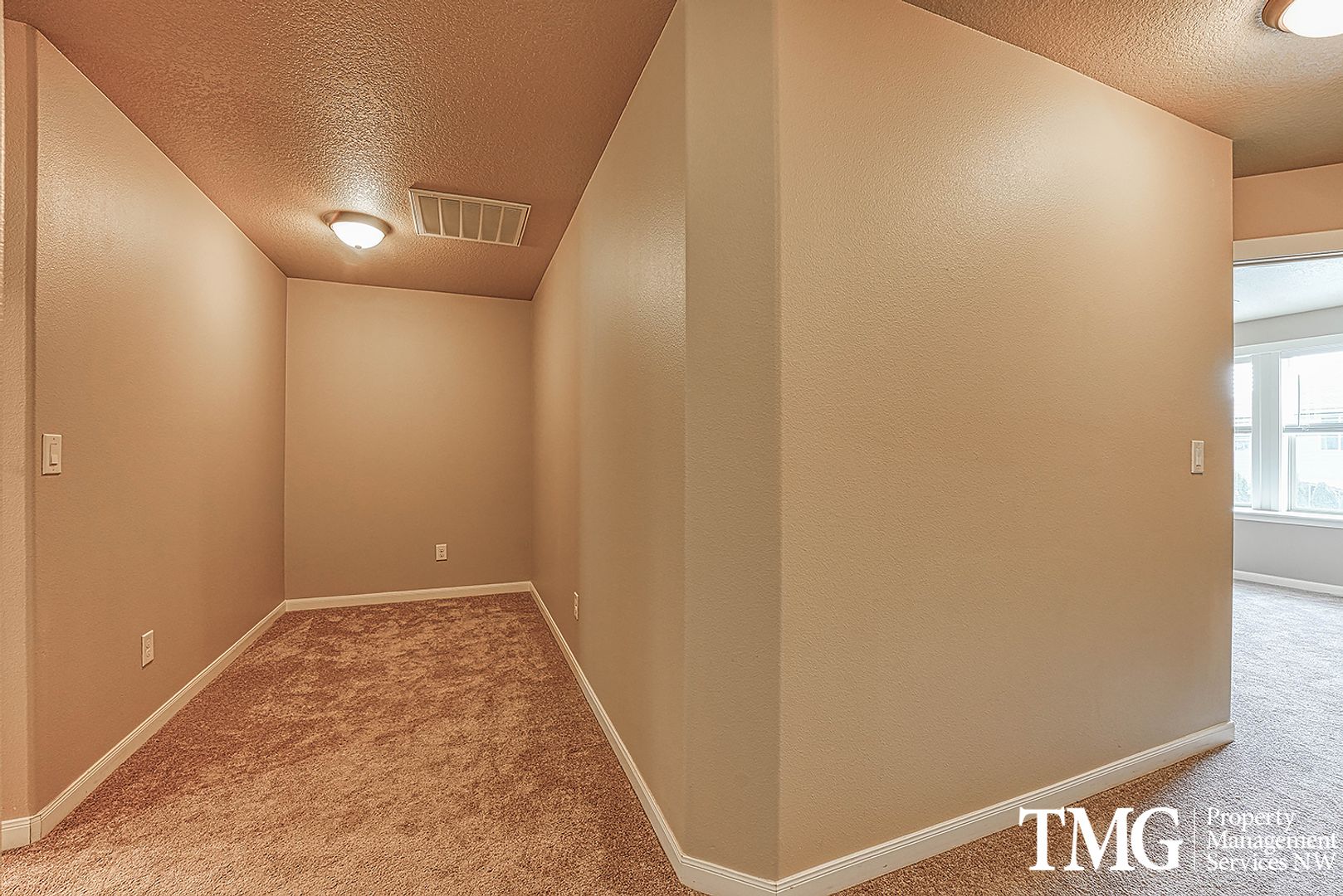 Covington Manor I 21 of 27