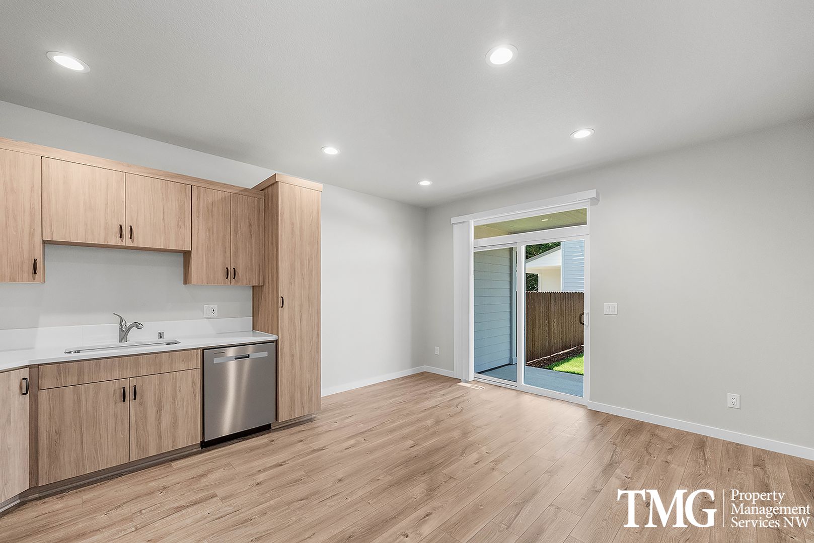 Vancouver Apartment: 11332 NE 131st Ct