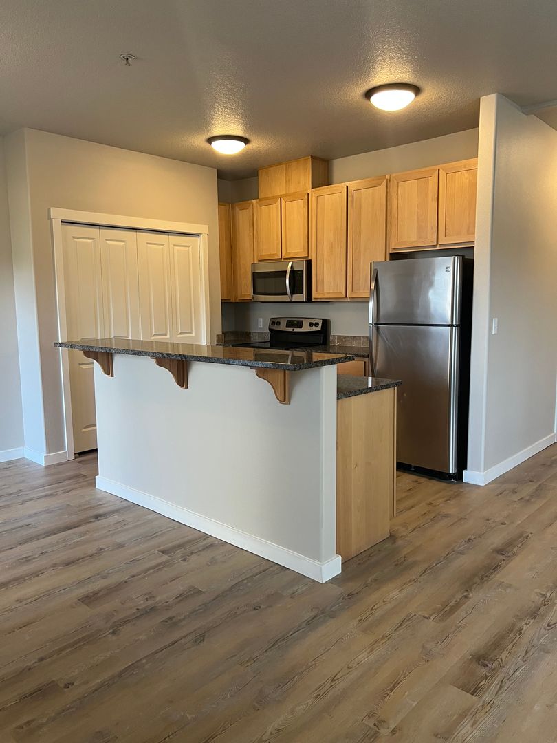 614 NE 86th Street  #101, Vancouver, WA 98665