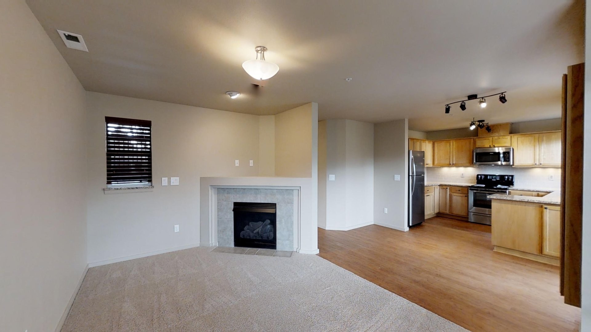 Vancouver Apartment: OLP 5264 NE 121st Avenue