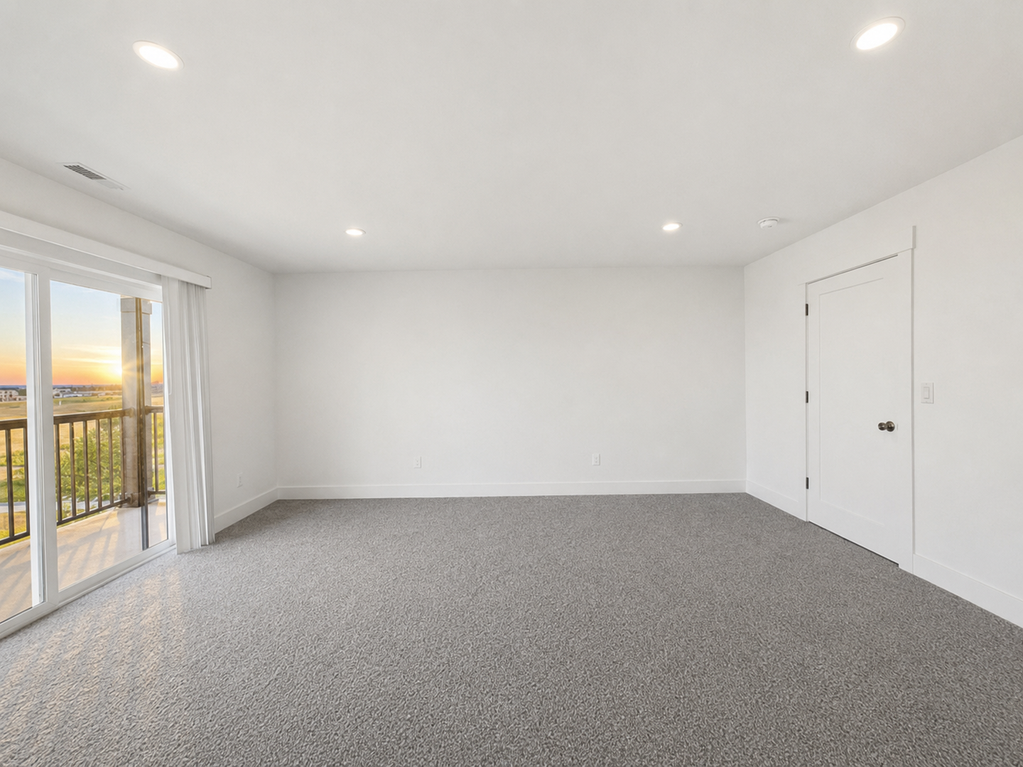 Brand-New Luxury |Townhomes Desirable Southridge Area! 16 of 23