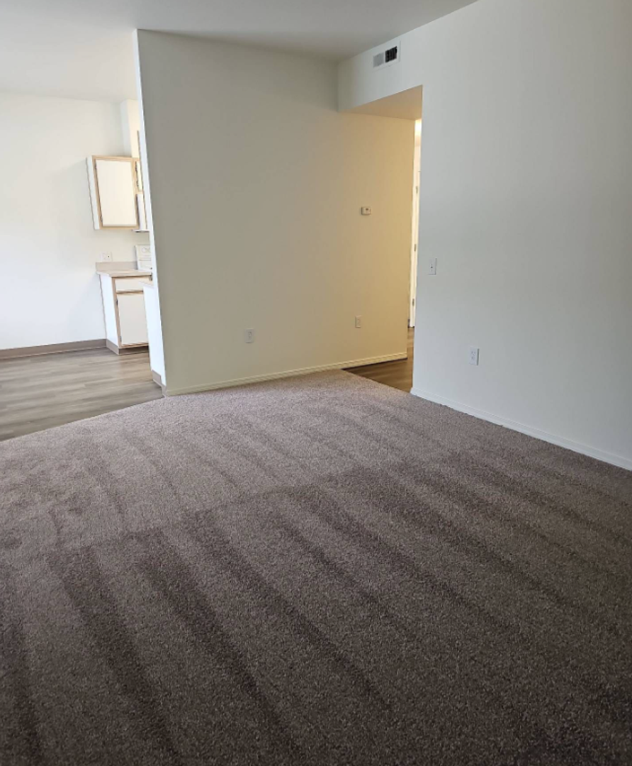 Aaron Ridge Apartments 3 of 10