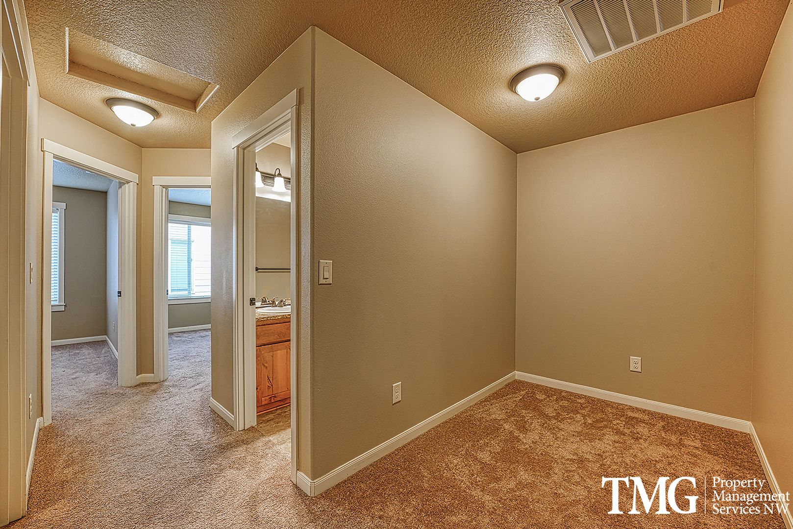 Covington Manor I 22 of 27
