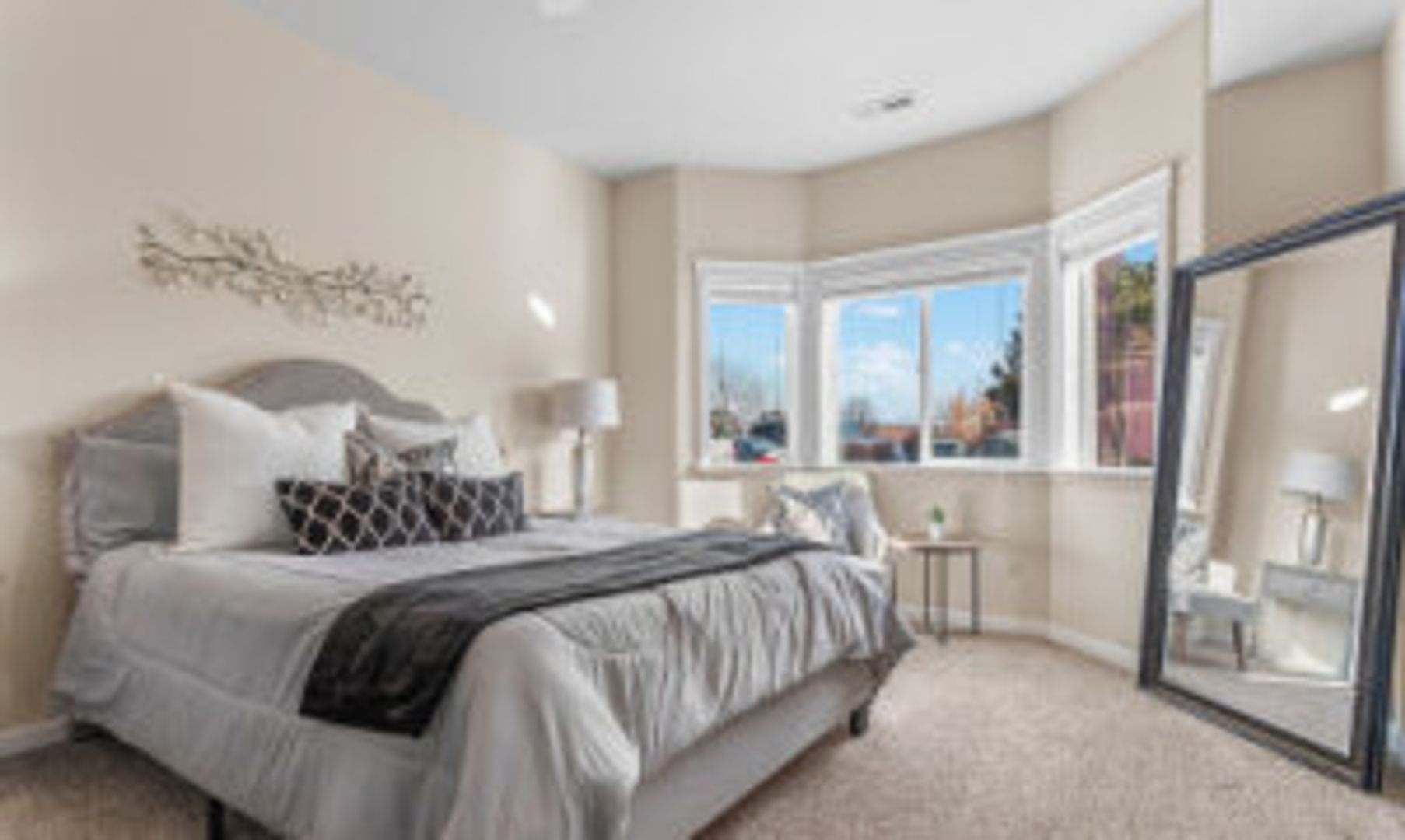 Kennewick Apartment: 8180 W 4th Ave