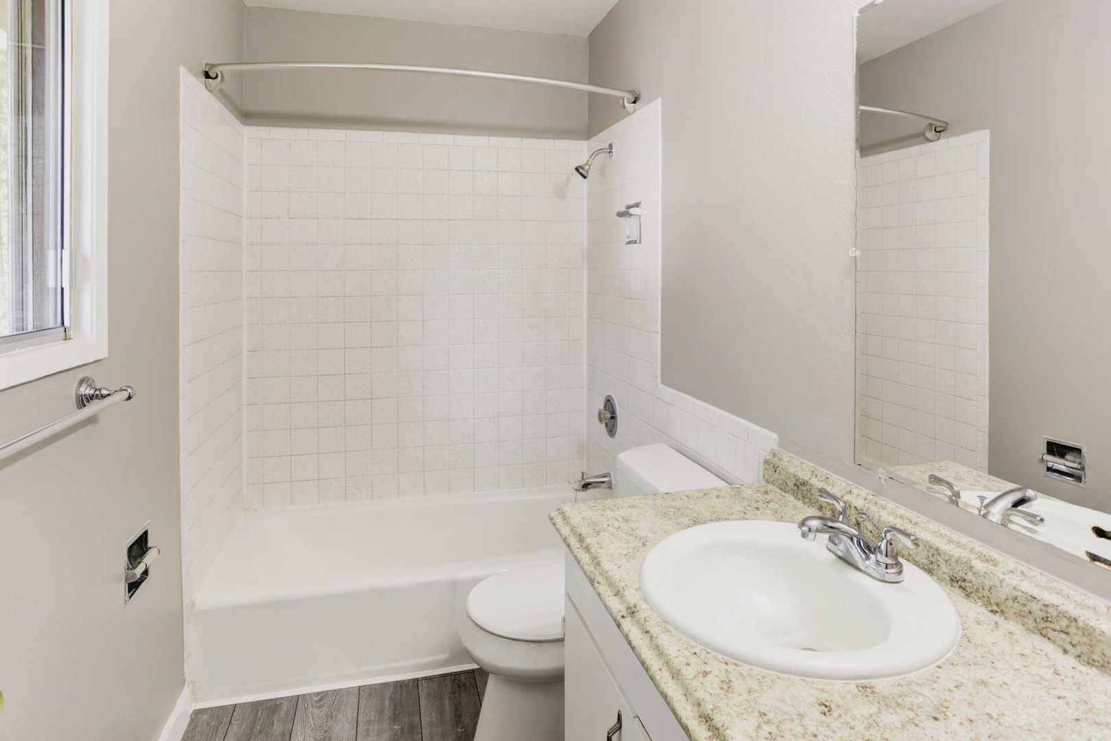 Vancouver Apartment: 2008 - 2010 E Fourth Plain Blvd