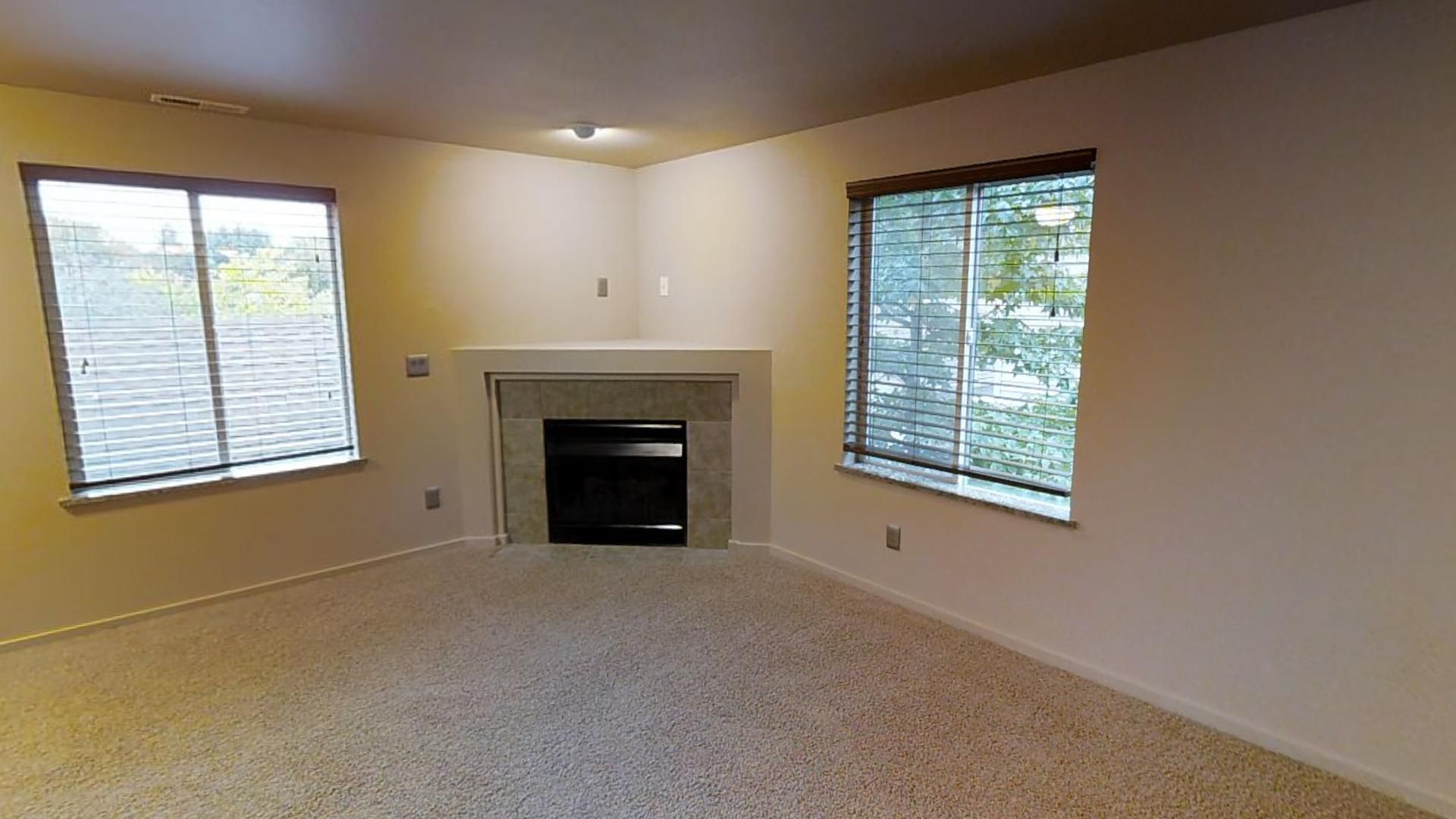 One Lake Place (OLP) 5 of 23