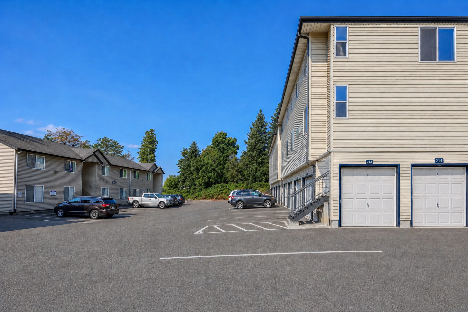 Camas Apartment: 2615 NE 3rd Avenue
