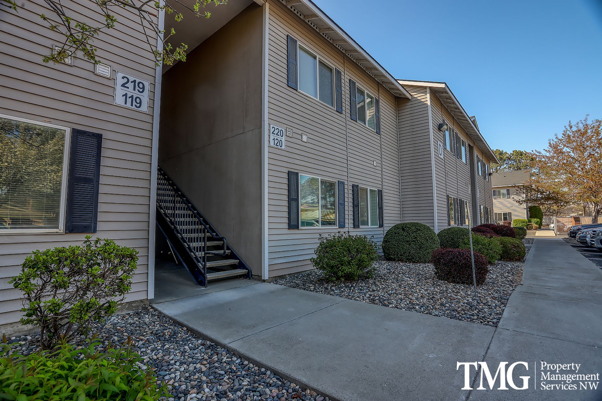 Aaron Ridge Apartments 2 of 12