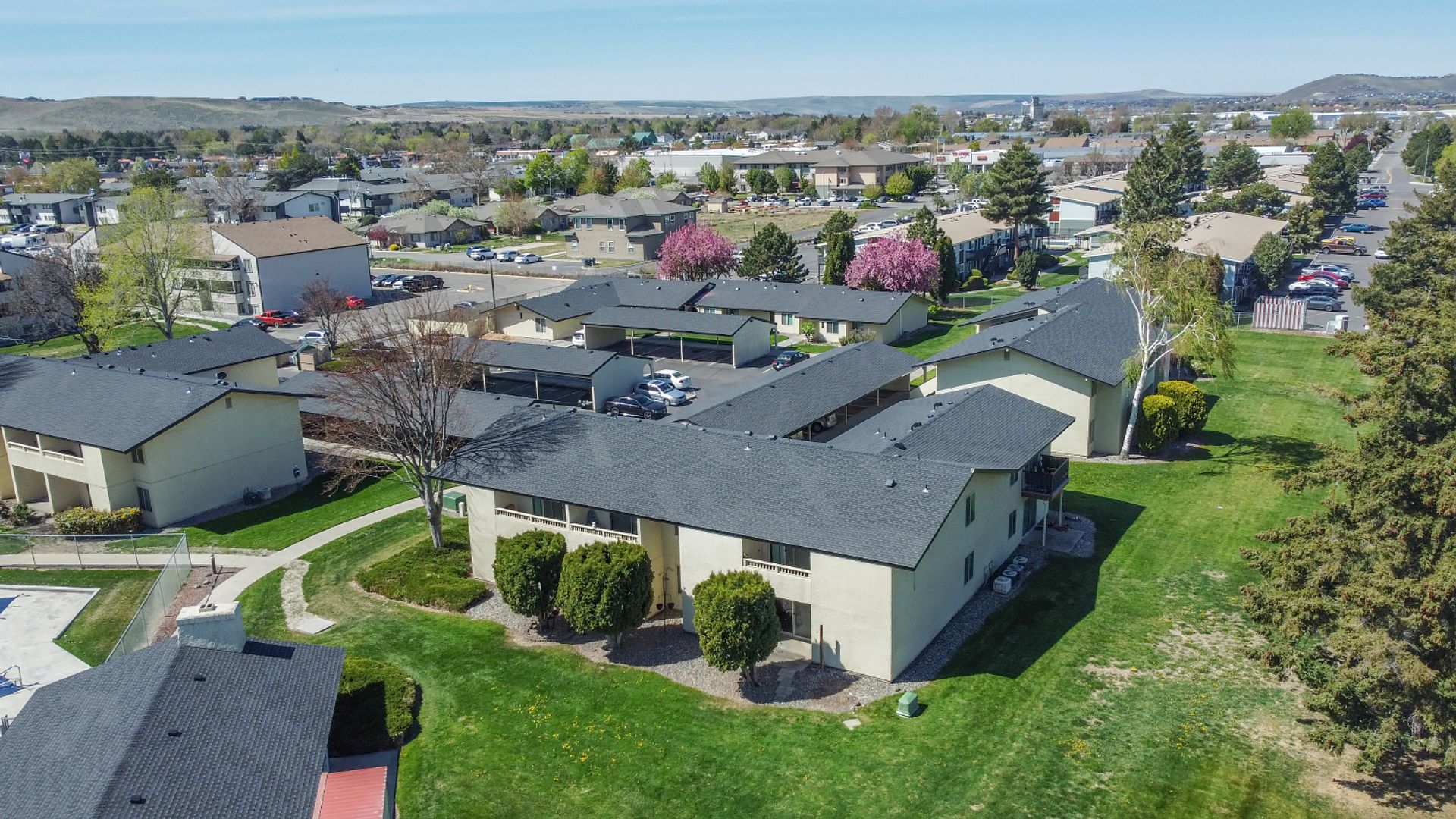Kennewick Apartment: 507 N Arthur St