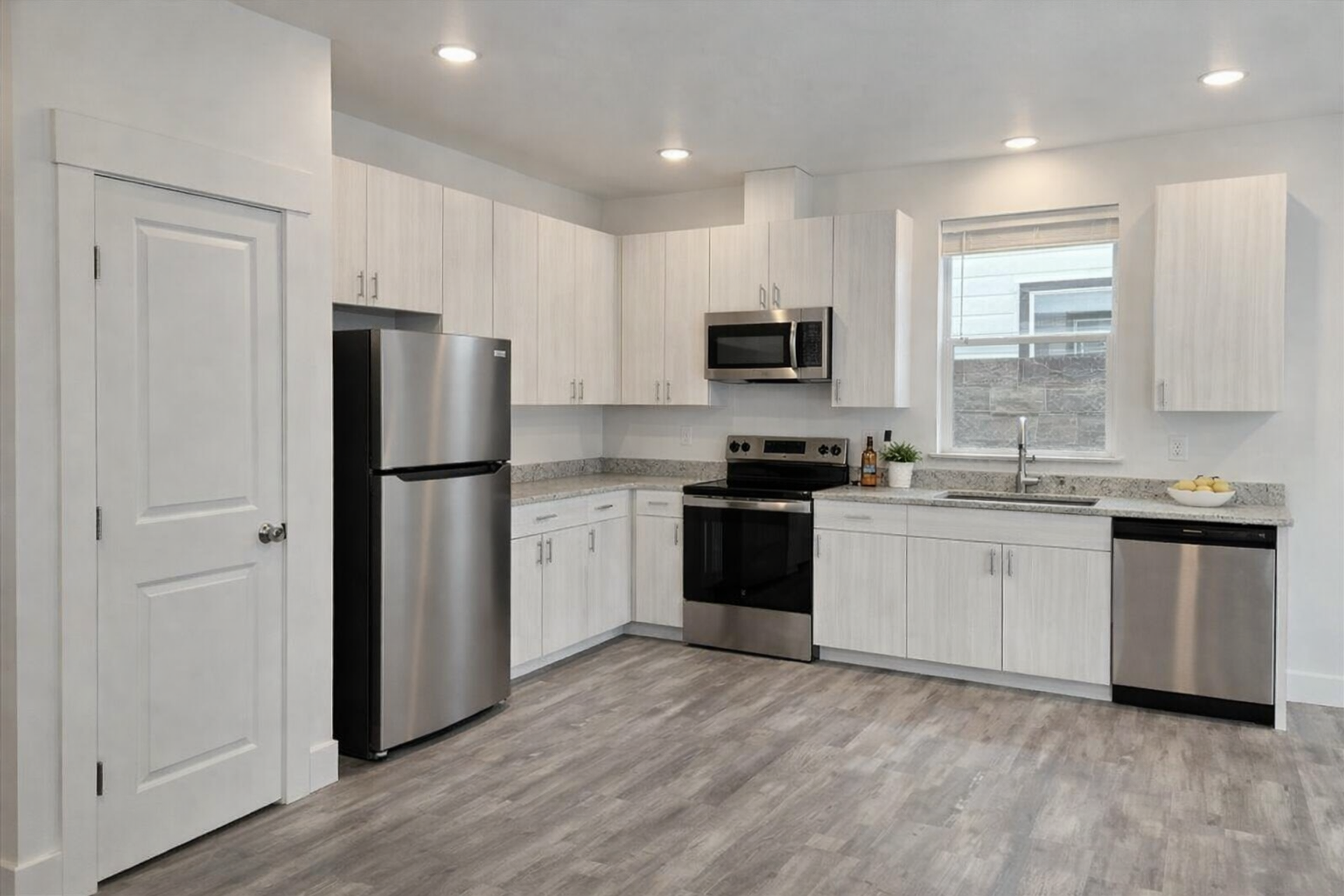 The Townes at Mill End | 1 MONTH FREE When You Sign a 15-Mo Lease! BRAND NEW Townhome in the Desirable Southridge Area! 6 of 12