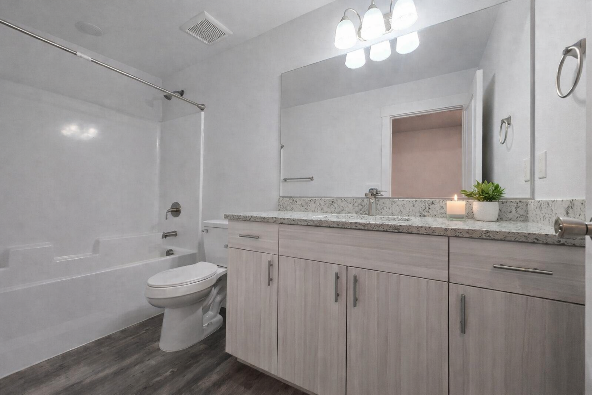 The Townes at Mill End | 1 MONTH FREE When You Sign a 15-Mo Lease! BRAND NEW Townhome in the Desirable Southridge Area! 10 of 12