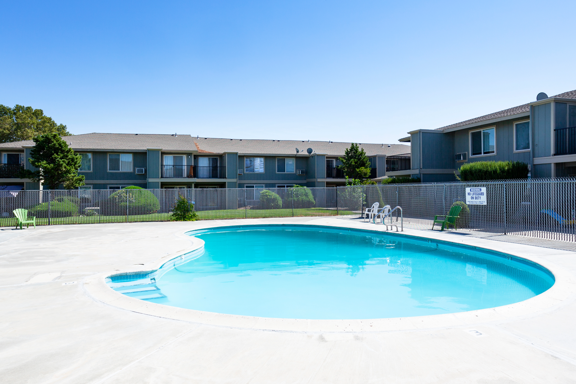 Pool at Hood Manor Apartments (2 of 3)