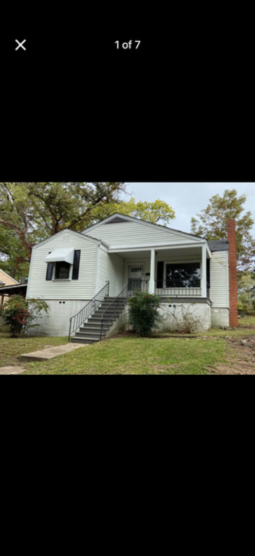 Birmingham House: 9008 Belcrest Dr
