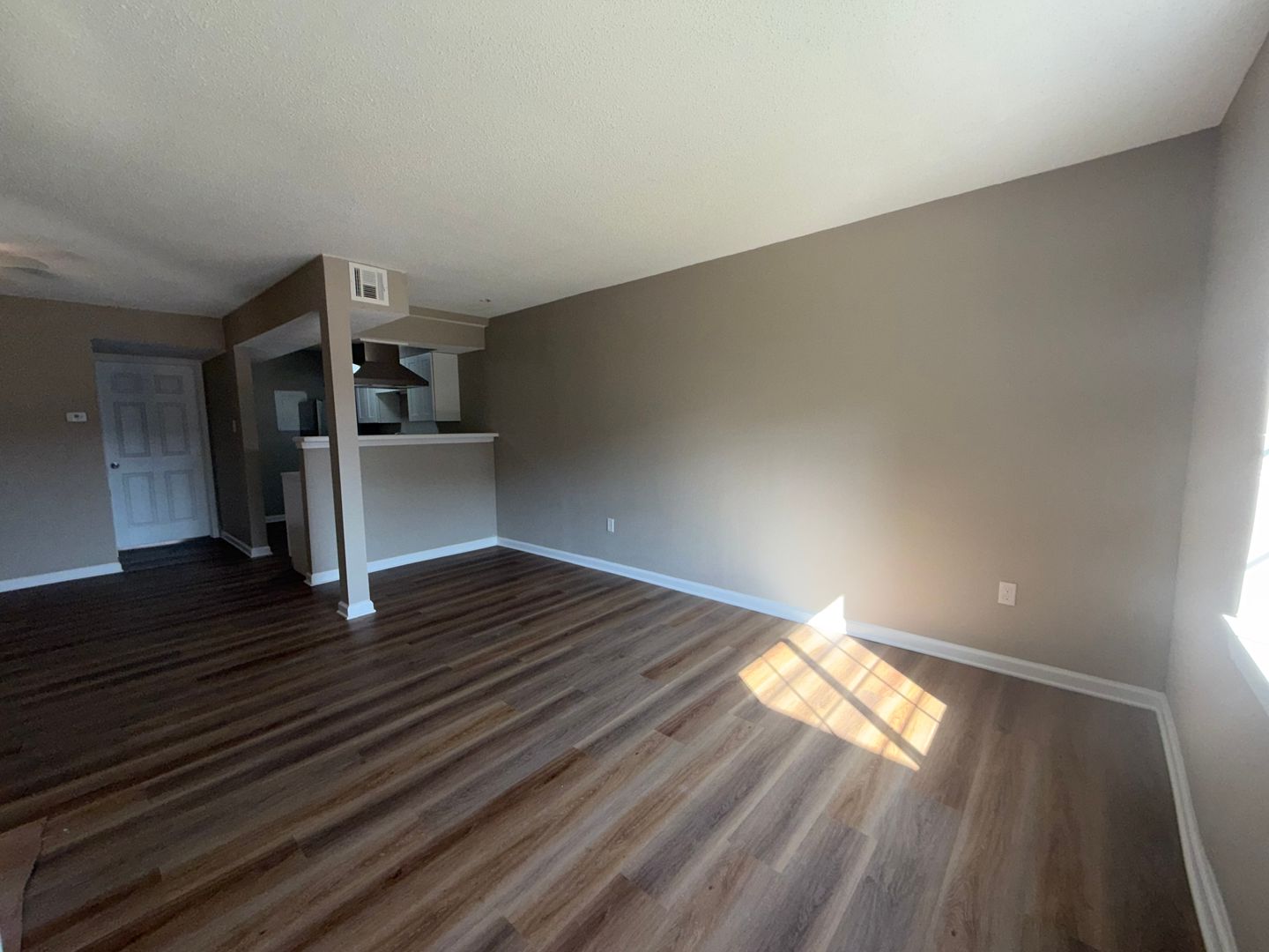 Biloxi Apartment: 245 McDonnell Ave