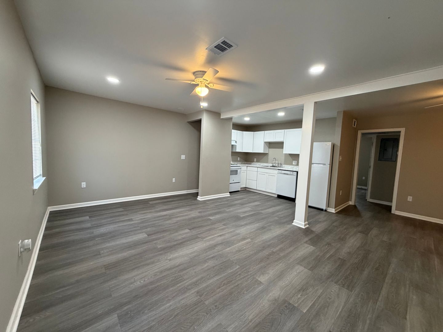 Biloxi Apartment: 245 McDonnell Ave