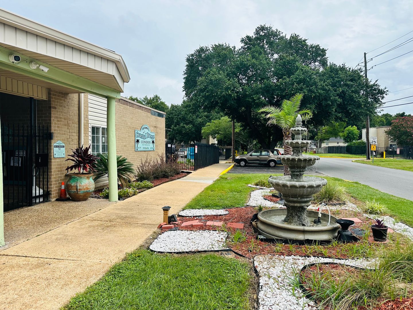 Biloxi Apartment: 245 McDonnell Ave