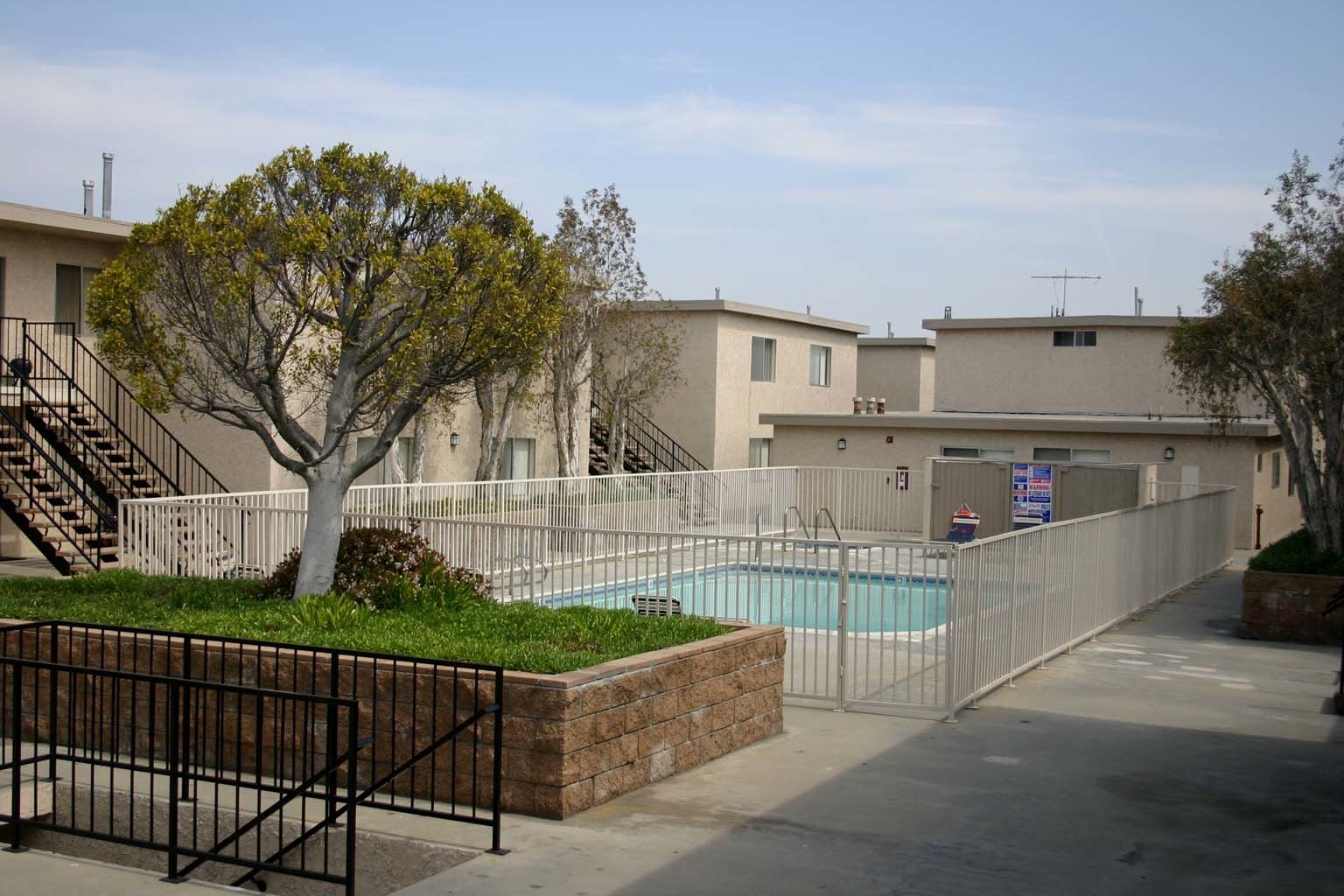 Hawthorne Apartment: Cordary Apts - 4