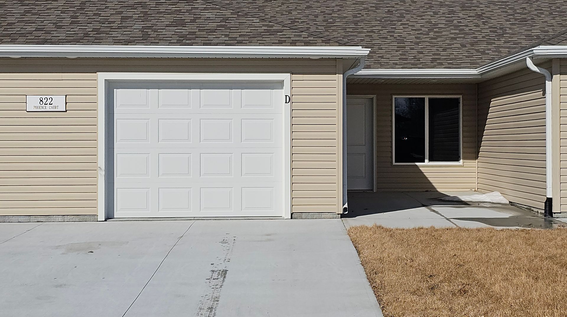 Grand Island Apartment: 822 Phoenix Court Apt D