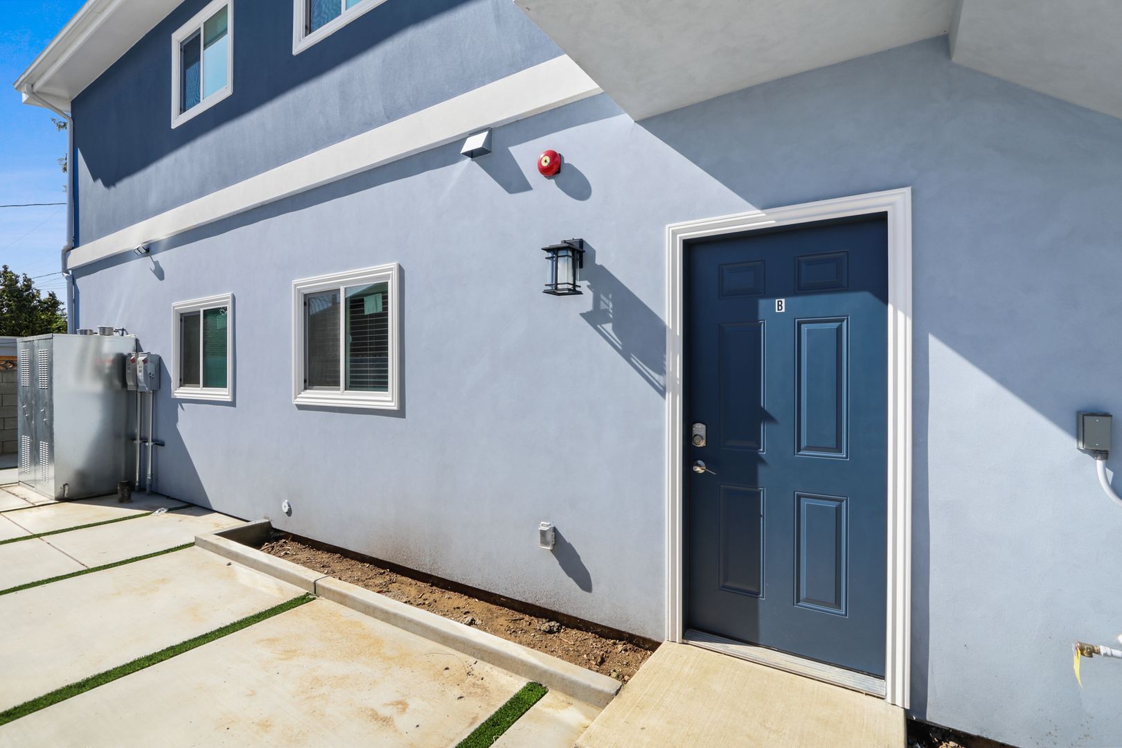 Montclair Apartment: 10216 Ramona Avenue