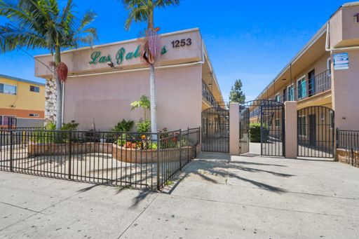 2 Bedroom \ 1 bathroom - Unit 14B