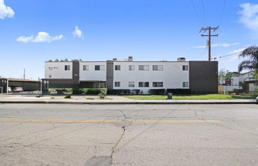 Unit 19 – photo 1