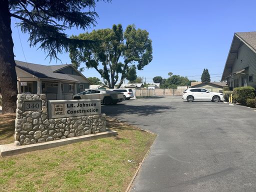 1,870 SF Commercial Space in Riverside – photo 1