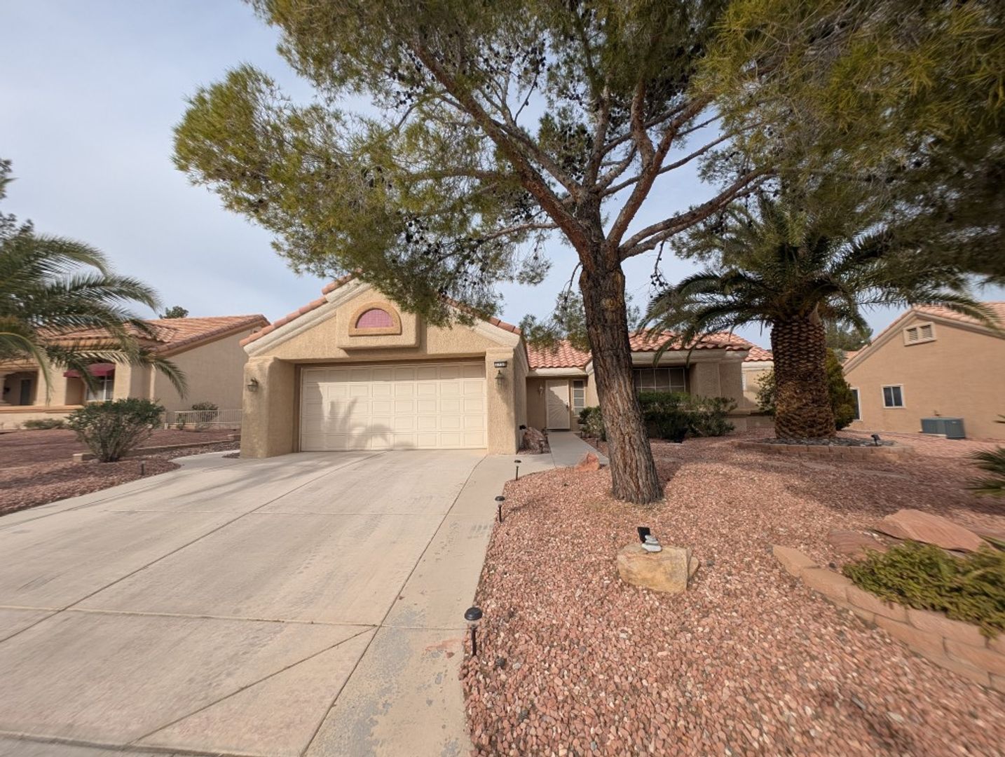 LAS VEGAS House: 2737 TUMBLE BROOK DR