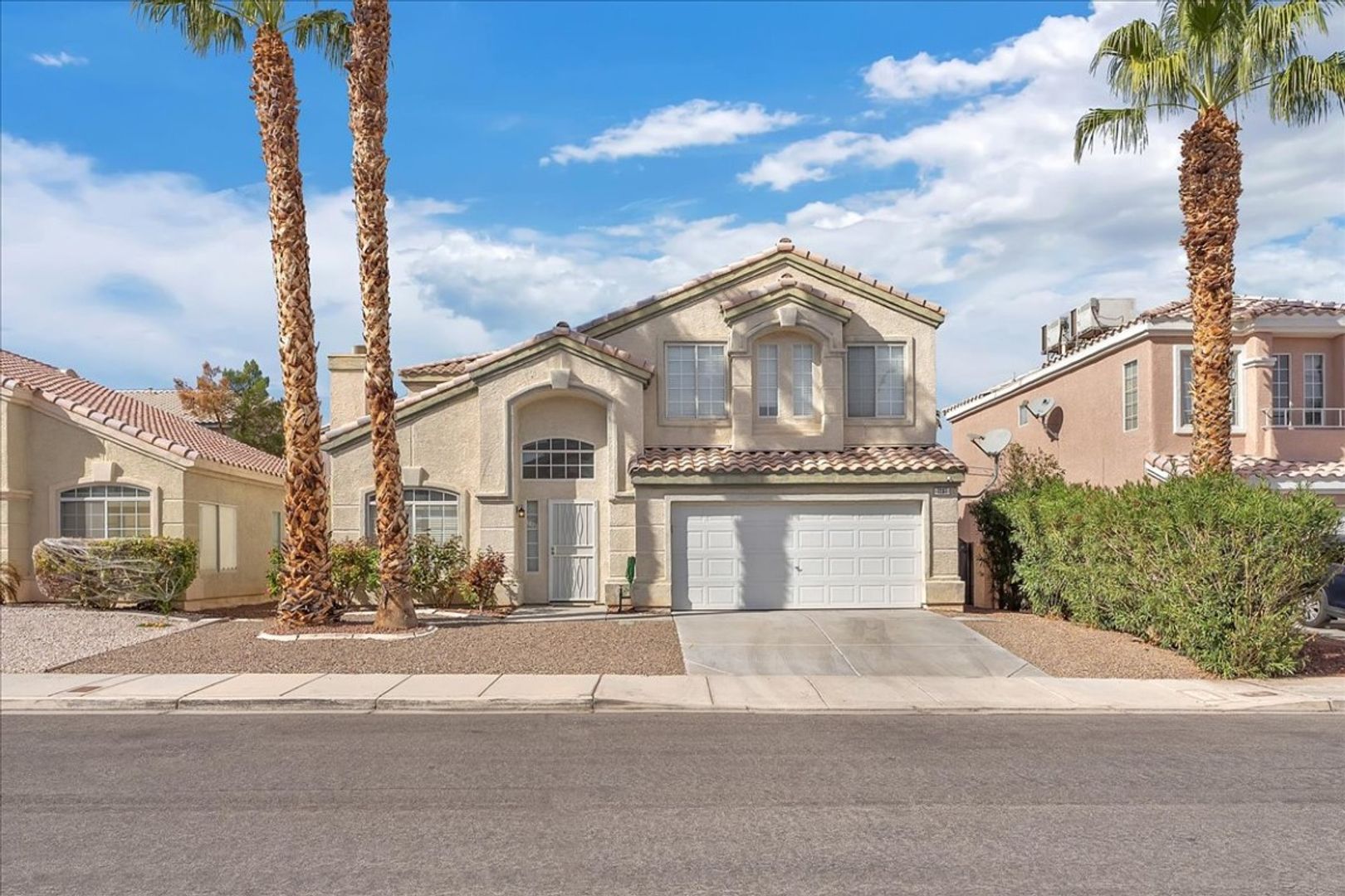 LAS VEGAS House: 7237 BUGLEHORN ST