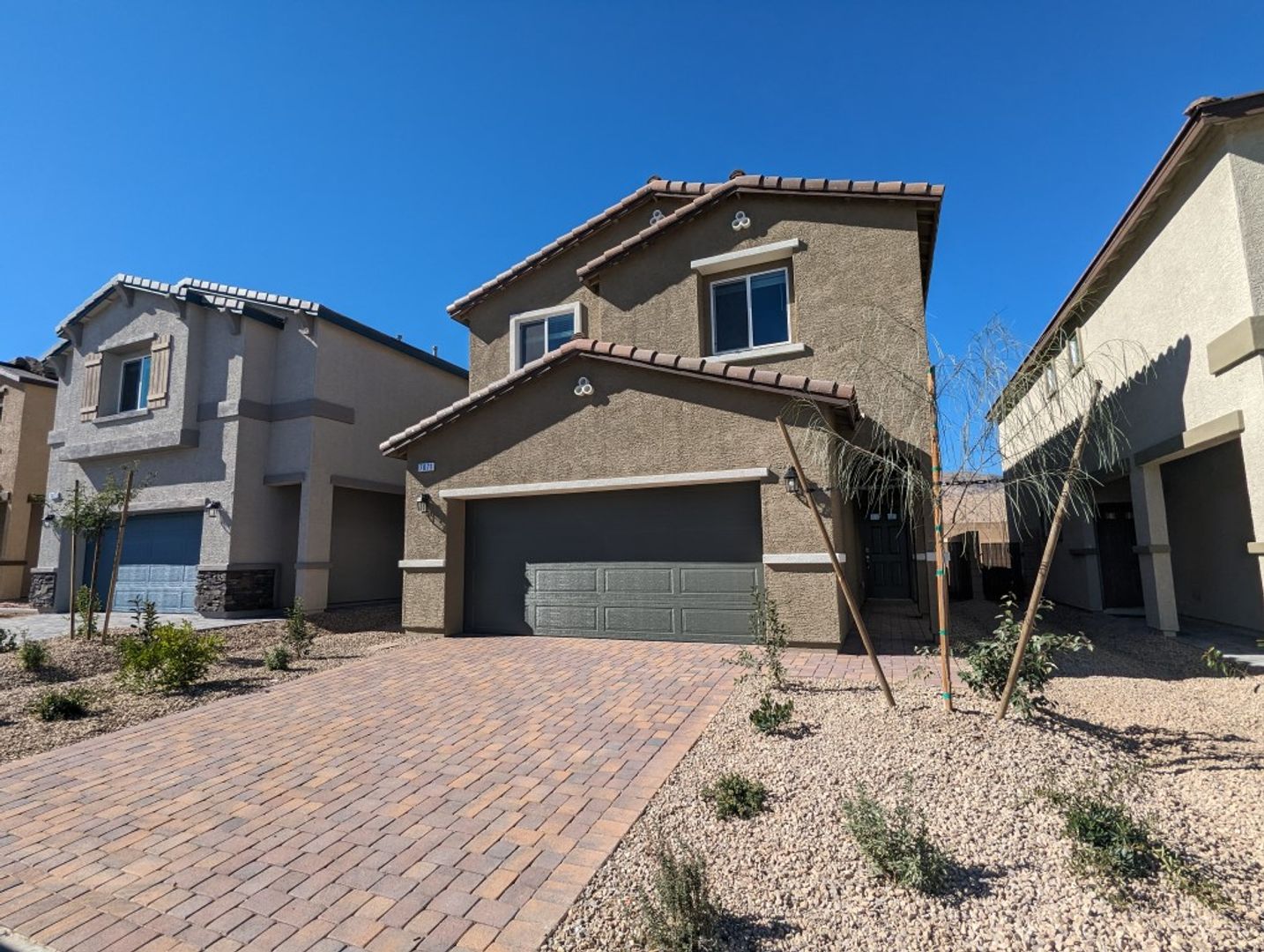 LAS VEGAS House: 7071 ALABASTER PEAK ST