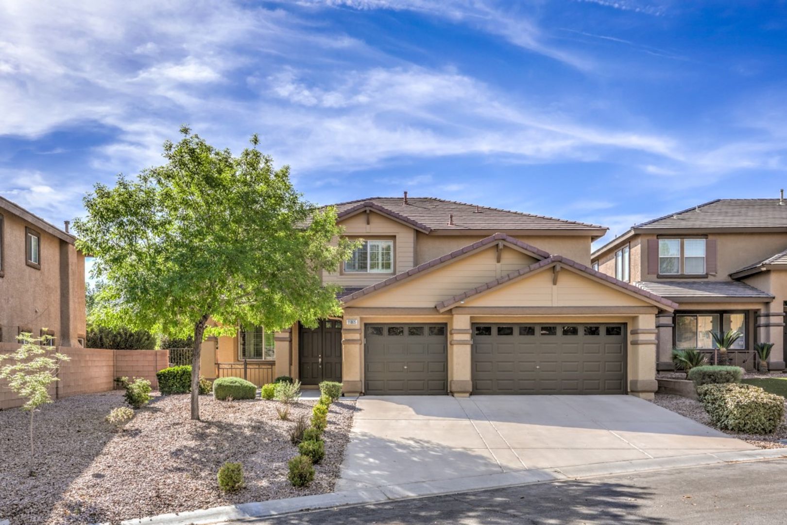 LAS VEGAS House: 11005 SALFORD DR