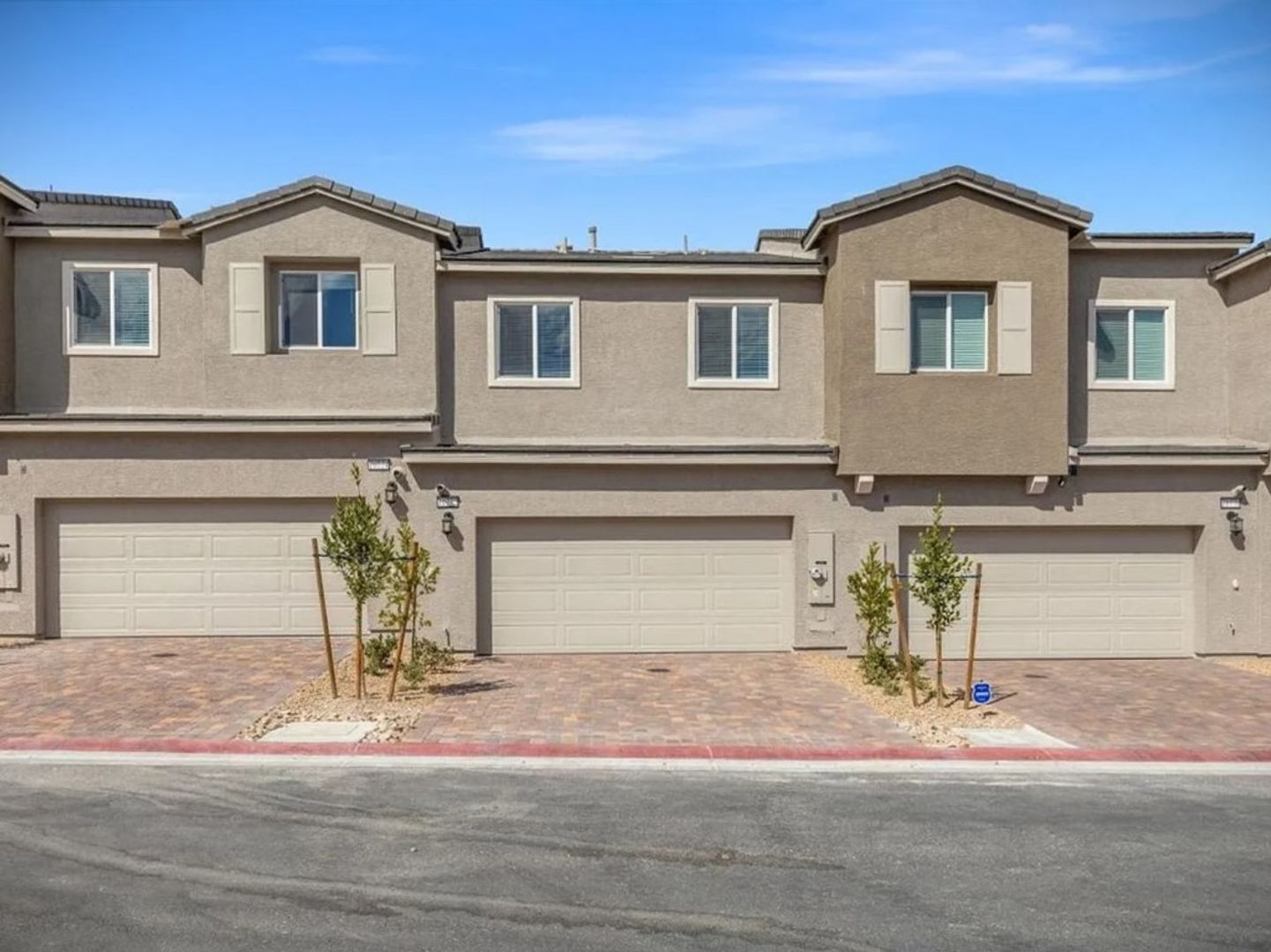 LAS VEGAS House: 10772 PAGET CT