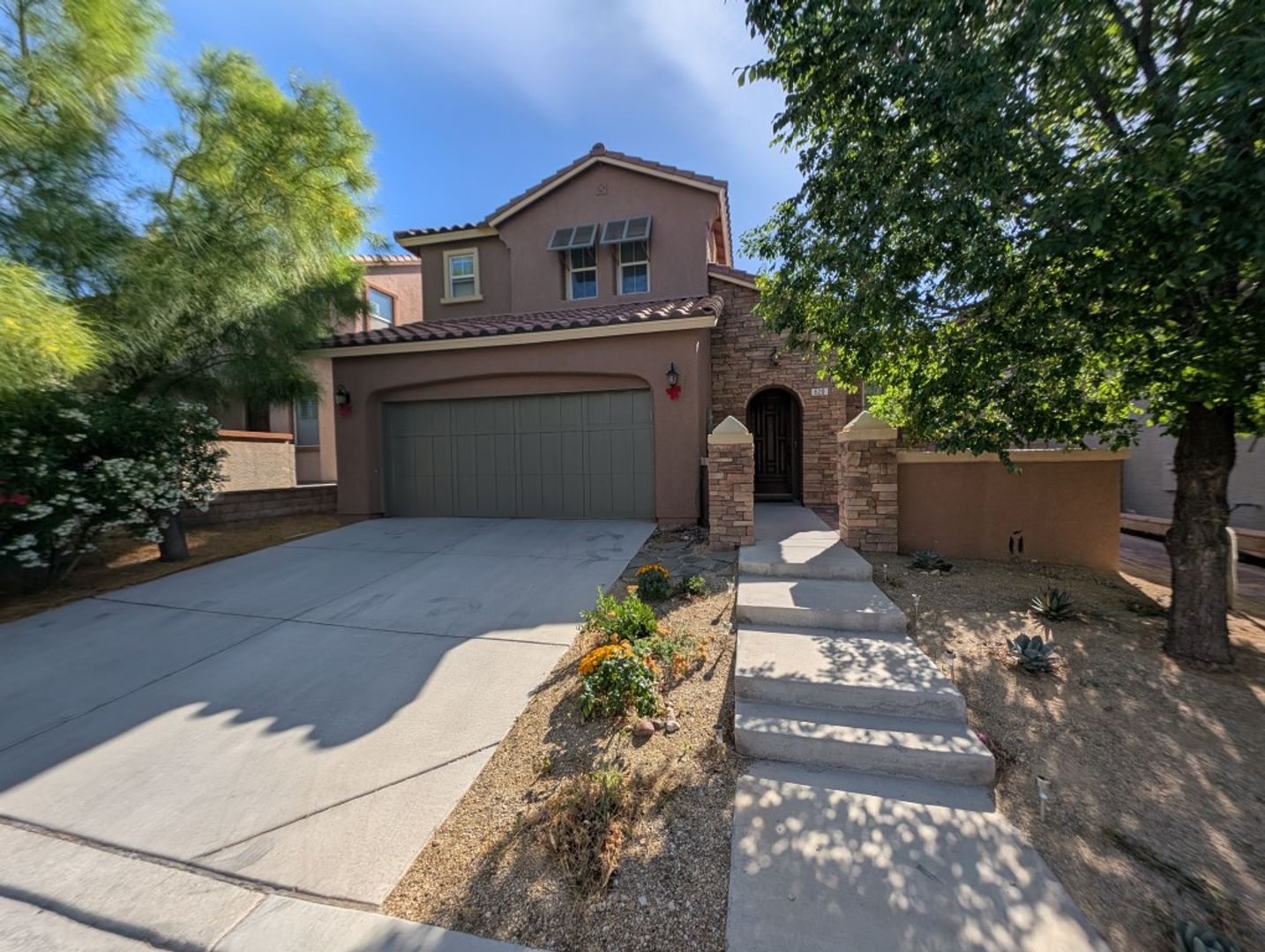 LAS VEGAS House: 520 IVY SPRING ST