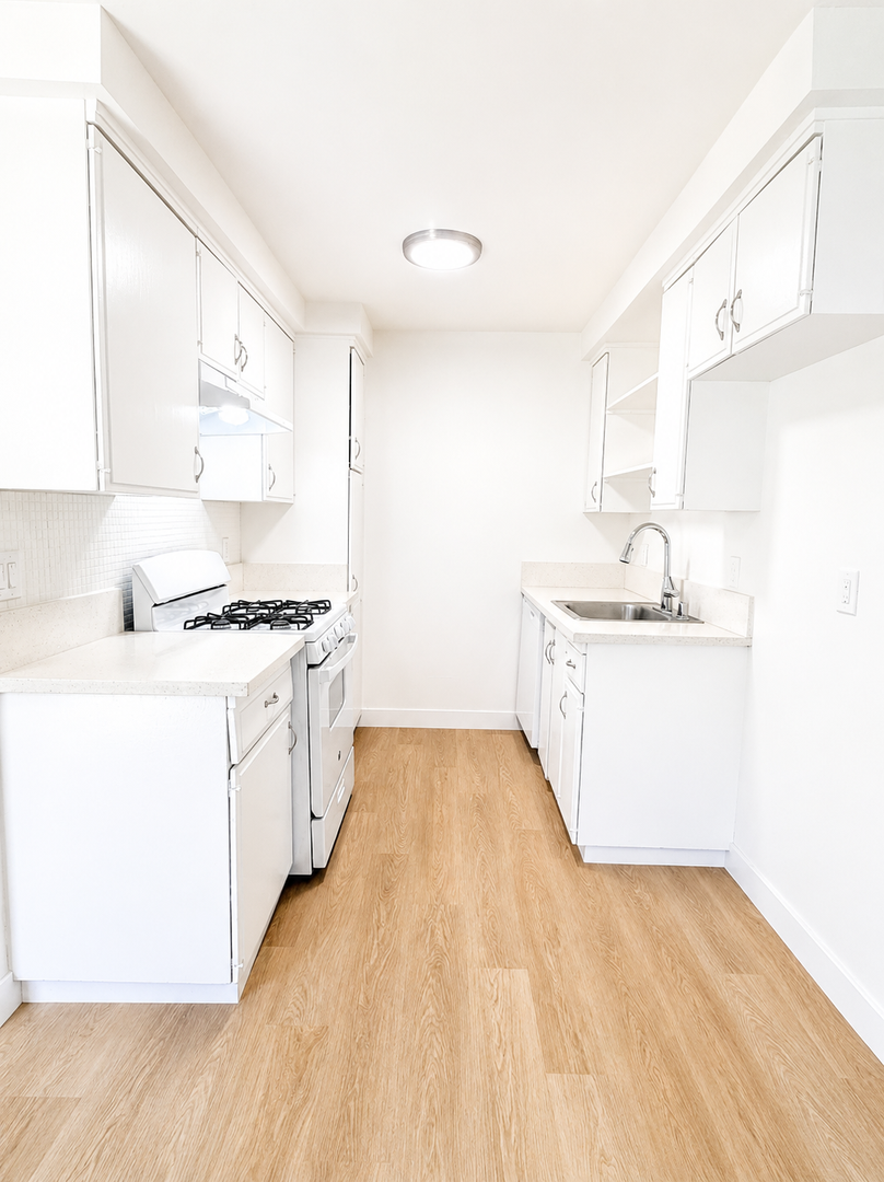 Anaheim Apartment: 1203 - 1235 S. Sharon Circle