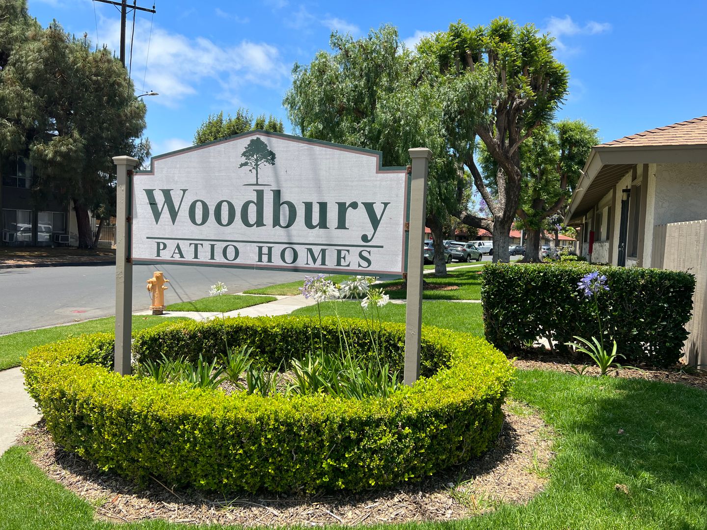 Garden Grove Apartment: 13792 - 13852 Dawson St. & 10211 - 10281 Woodbury Rd.